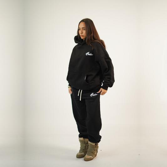 Belov | Essential Hoodie | Black