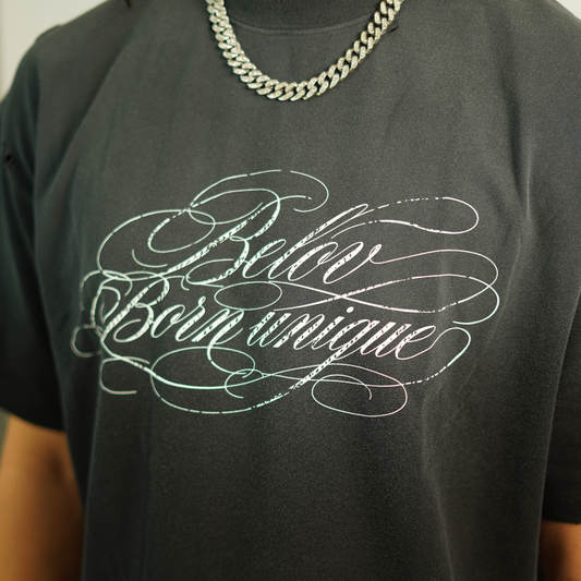 Belov | Born Unique T-shirt